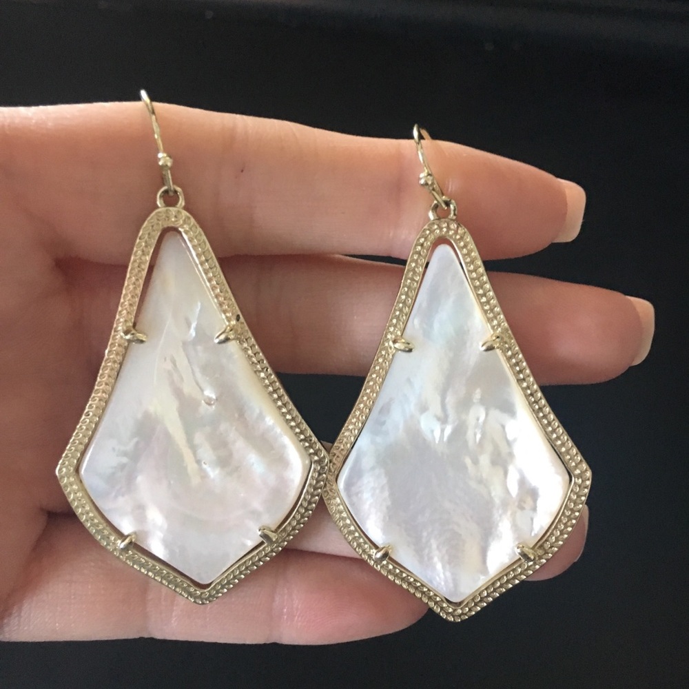 Kendra Scott Alexandra Earrings Ivory Pearl
